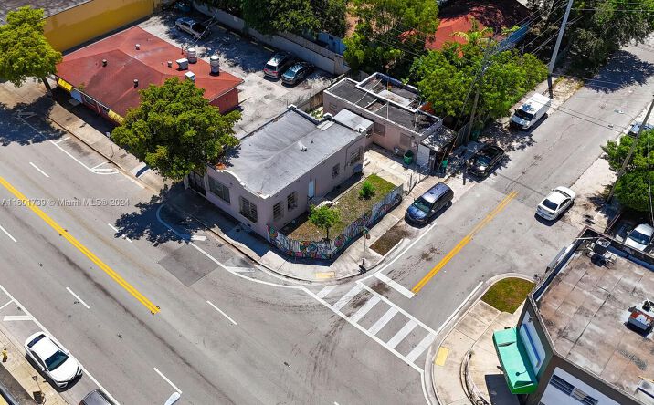 Pictures of Mixed Use property located at 100 NE 54th St, Miami, FL 33137 for sales - image #1