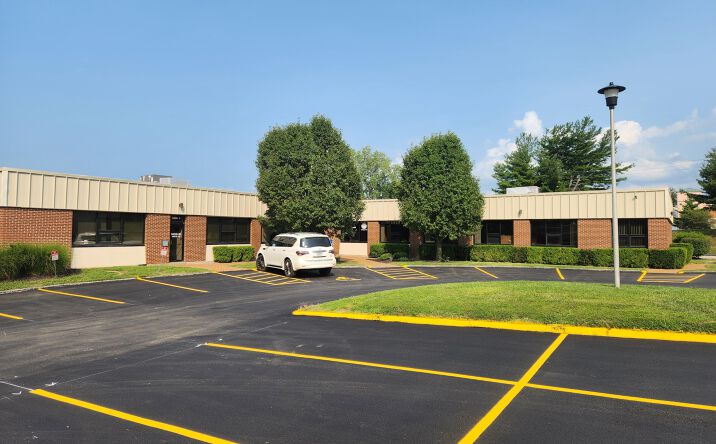 Pictures of Office property located at 3460 Hollenberg Dr, Bridgeton, MO 63044 for sales - image #1