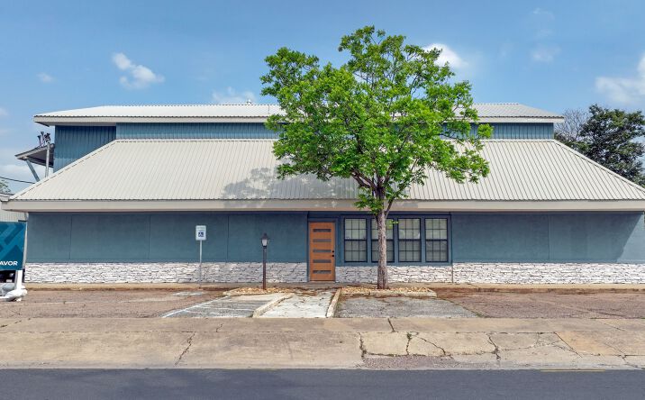 Pictures of Office property located at 5611 Adams Ave, Austin, TX 78756 for sales - image #1