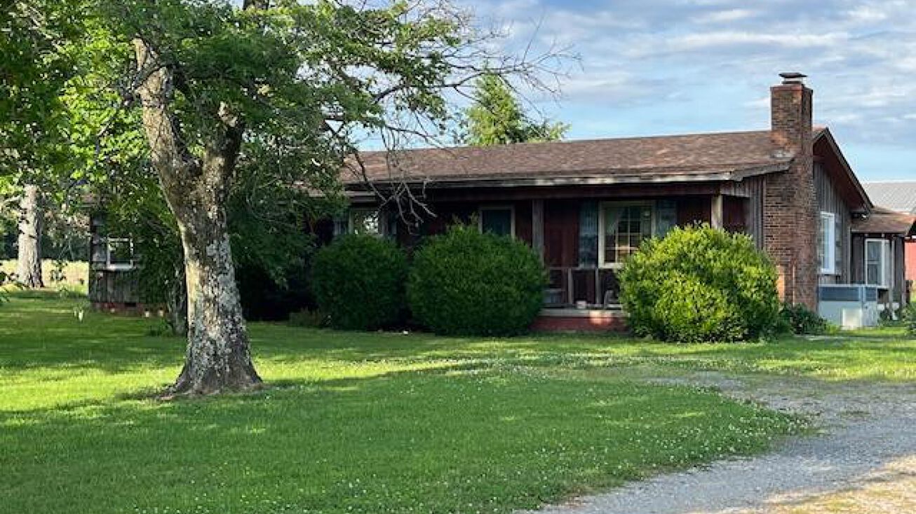 21528 Edgewood Rd, Athens, AL 35614