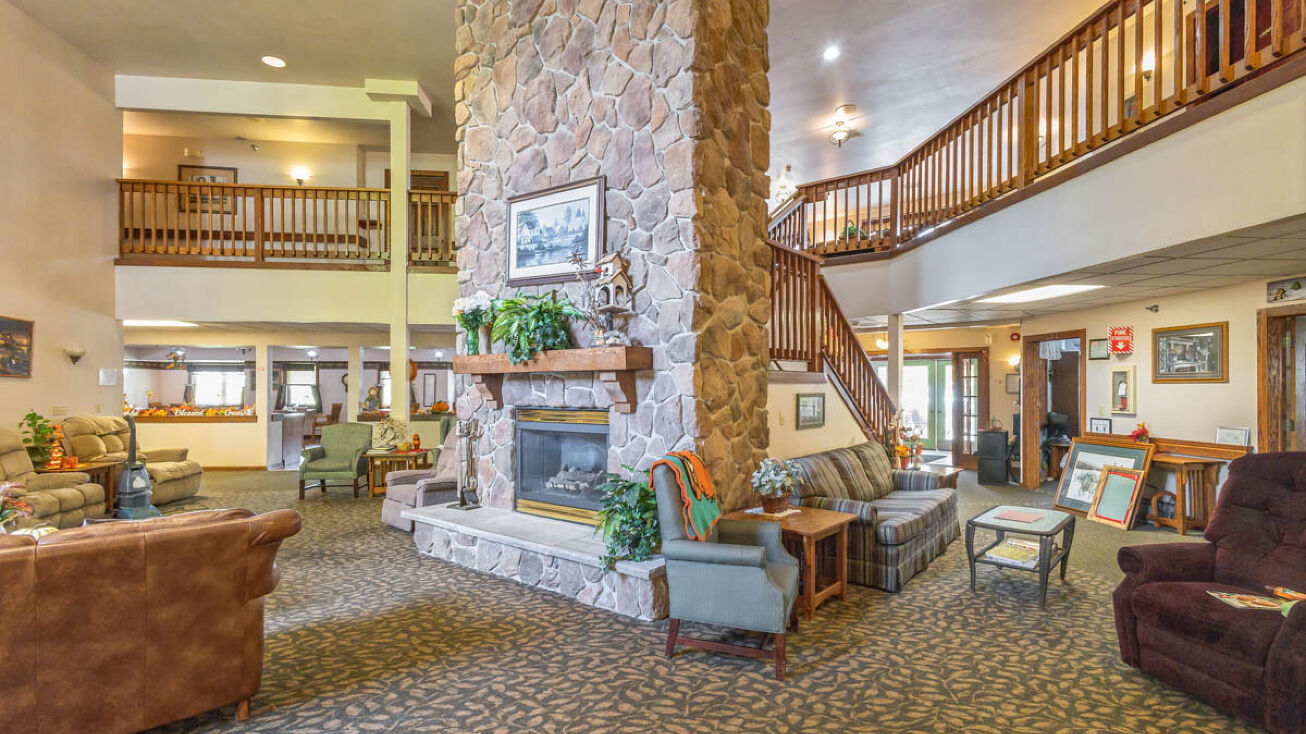 713 Horicon St, Horicon, WI 53032