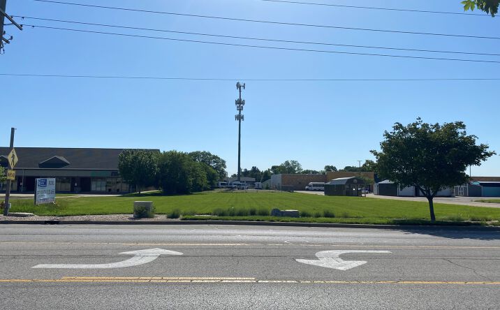 Pictures of Land property located at 1806 S Philo Rd, Urbana, IL 61802 for sales - image #1
