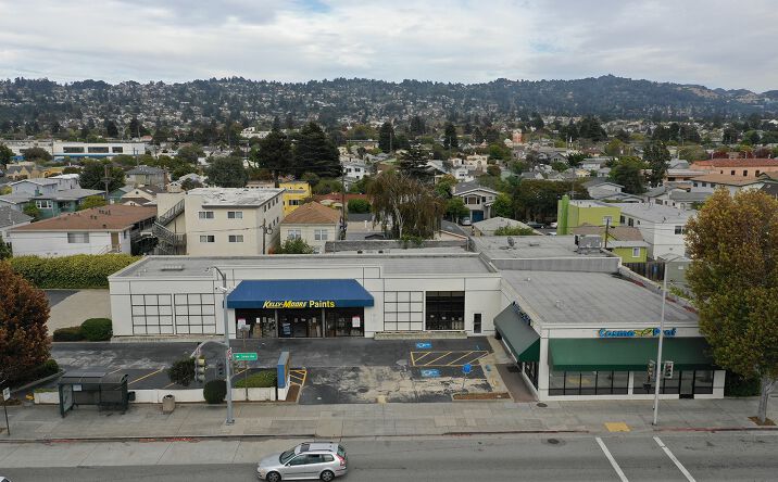 Pictures of Retail property located at 969 San Pablo Ave, Albany, CA 94706 for comps - image #1