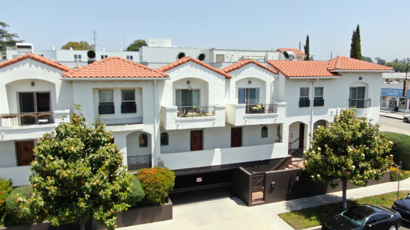 5131 Colfax Ave, Los Angeles, CA 91601