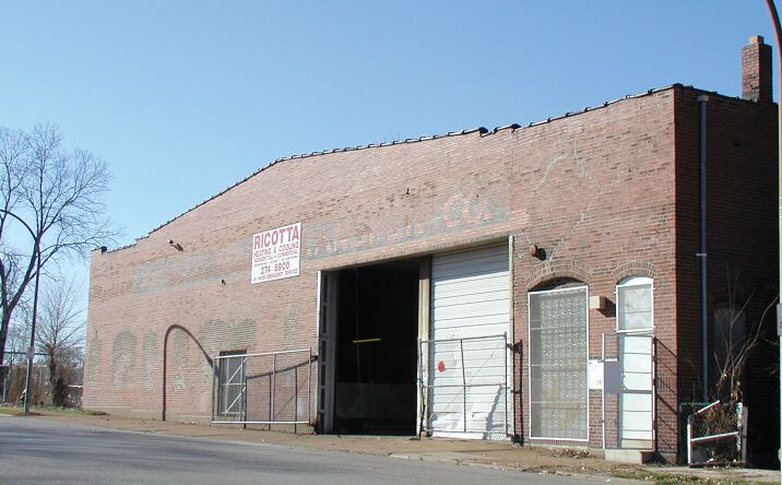 Pictures of Office, Industrial property located at 2931 N Jefferson Ave, St. Louis, MO 63107 for sales - image #1
