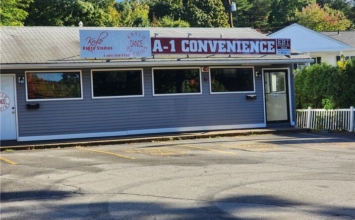 image of property at 562 CASS AVE Woonsocket RI 02895-4727