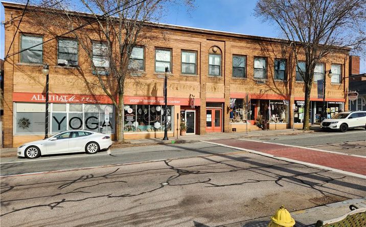 Pictures of Office property located at 311 Main Street UNIT E, South Kingstown, RI 02879 for sales - image #1