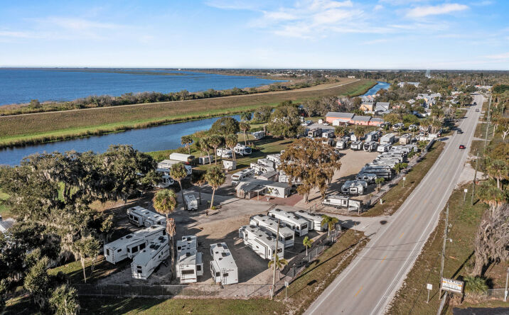 Pictures of Land, Mixed Use, Multifamily, Retail property located at 4558 US-441, Okeechobee, FL USA, Okeechobee, FL 34974 for sales - image #1