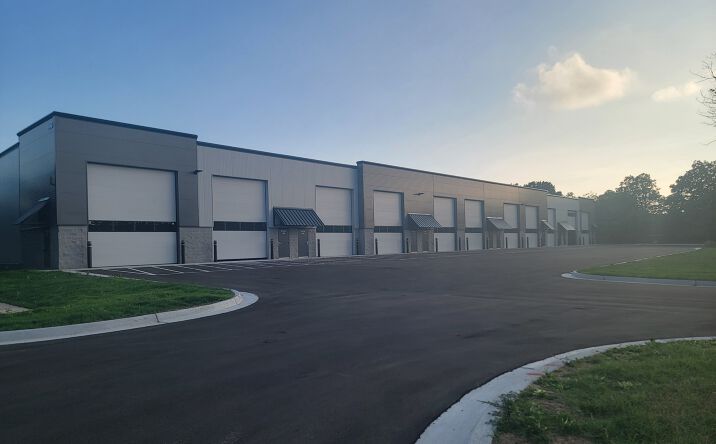 Pictures of Industrial property located at 460 Cleveland Avenue Unit 2, Holland, MI 49423 for sales - image #1