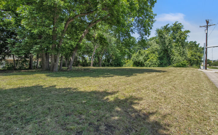 image of property at 3900 N AVE Garland TX 75040-8505
