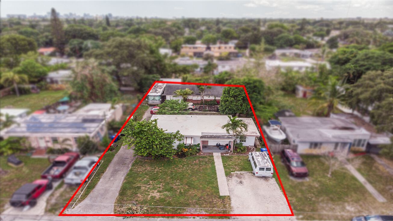 2640 Garfield St, Hollywood, FL 33020