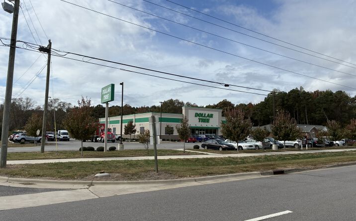 Pictures of Retail property located at 100 Gardner Farm Ln, Currituck, NC 27929 for sales - image #1