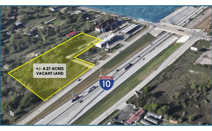 image of property at 35077 KATY FWY Brookshire TX 77423-8221