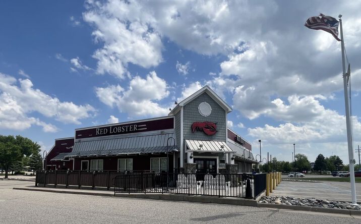 Pictures of Retail property located at 4220 24th Ave, Fort Gratiot Township, MI 48059 for sales - image #1