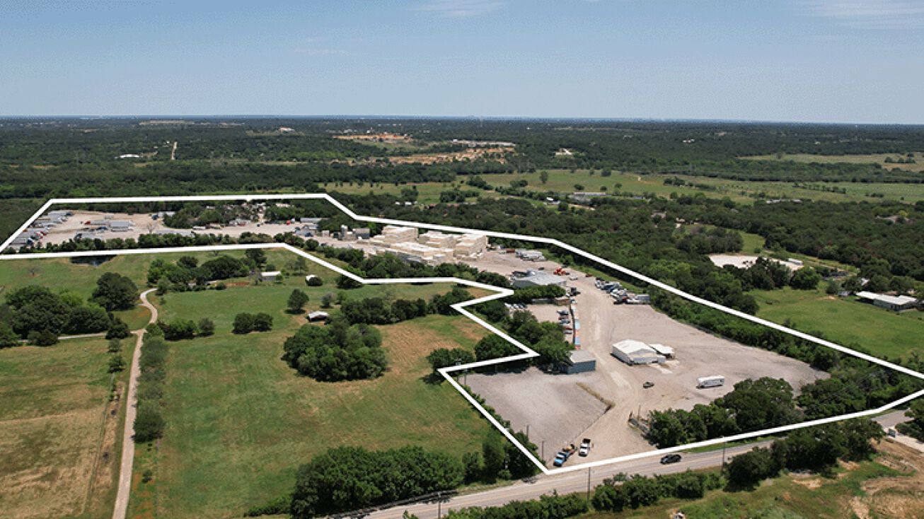 3879 Rendon Rd, Fort Worth, TX 76140