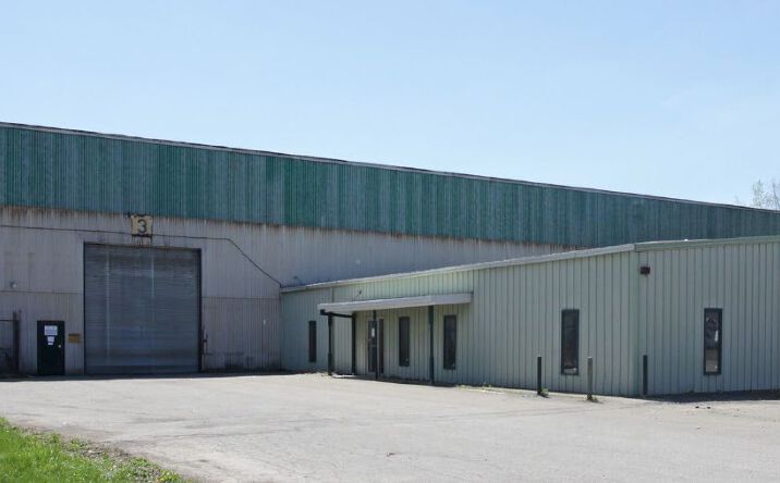 Pictures of Industrial property located at 2117 Old Union Rd, Cheektowaga, NY 14227 for sales - image #1
