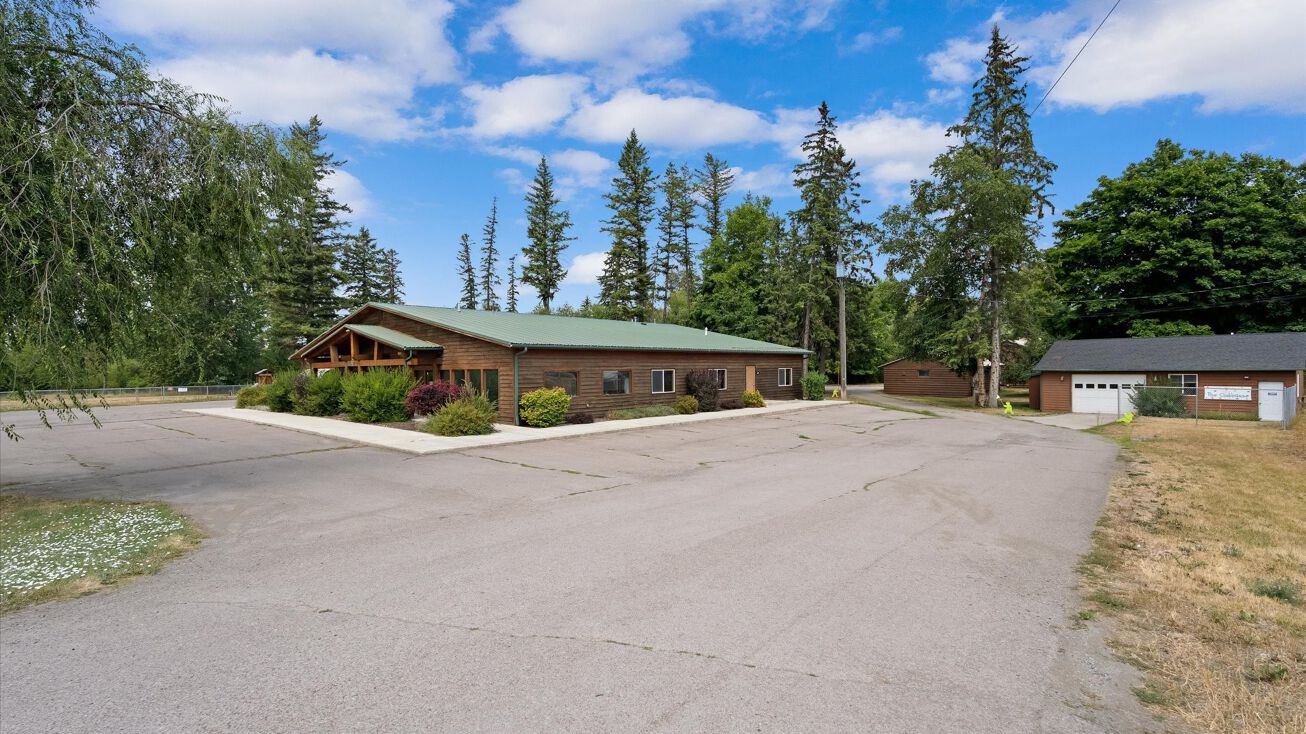 1725 &1733 Mt Highway 35, Kalispell, MT 59901