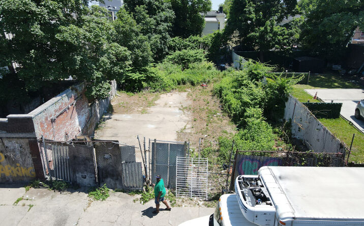 Pictures of Land property located at 395 Elton St, Brooklyn, NY 11208 for sales - image #1