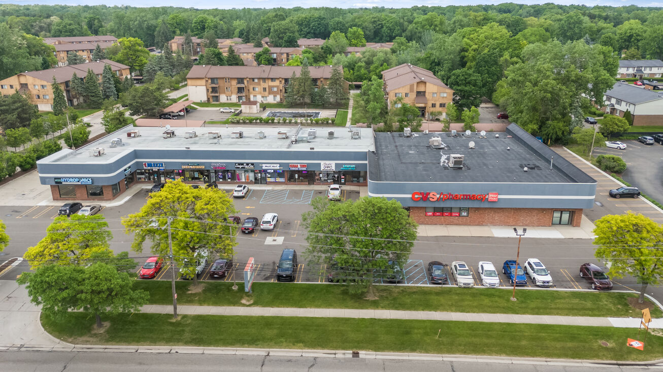 26400 W 12 Mile Rd 48034
