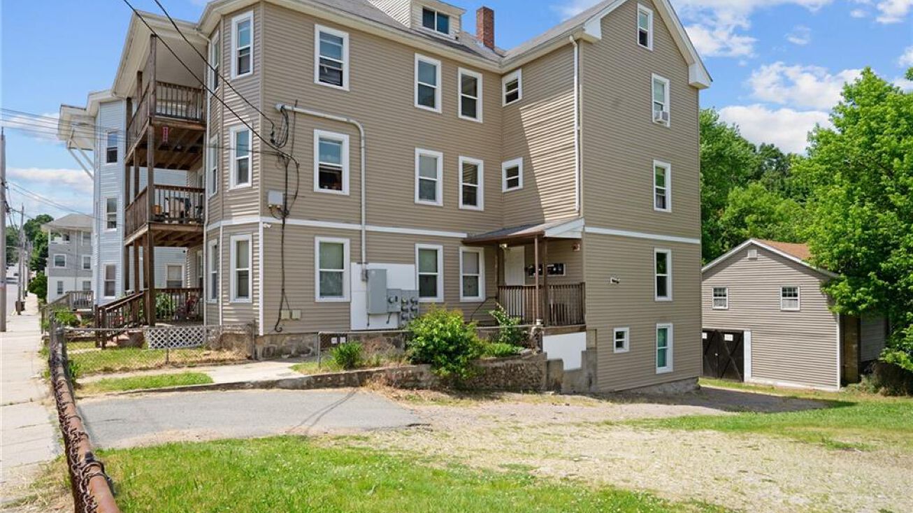 453 Fairmount Street, Woonsocket, RI 02895