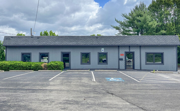 Pictures of Office, Retail property located at 168 New Castle Rd, Butler, PA 16001 for sales - image #1