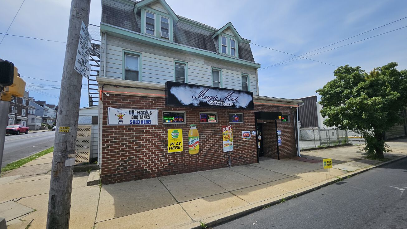 284 E Hamilton St, Allentown, PA 18109