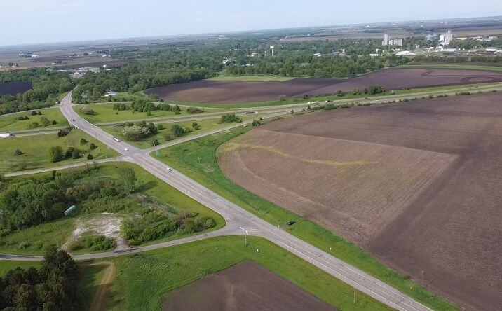 Pictures of Land property located at IL-54, Farmer City, IL 61842 for sales - image #1