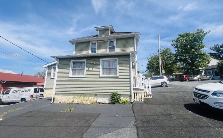 Pictures of Mixed Use, Office, Retail, Special Purpose property located at 144 Broadway, Saugus, MA 01906 for sales - image #1