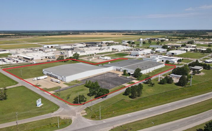 Pictures of Industrial property located at 22425 D St, Winfield, KS 67156 for sales - image #1