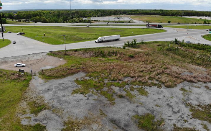 Pictures of Land property located at 4000 Coyote Dr, Joplin, MO 64804 for sales - image #1