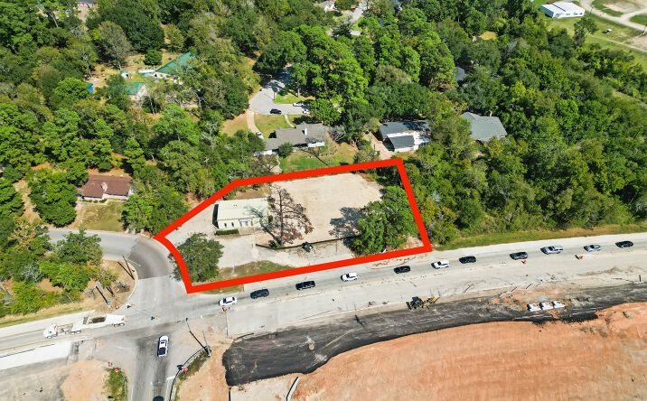 Pictures of Industrial, Land, Retail property located at 404 I-45, Huntsville, TX 77340 for sales - image #1
