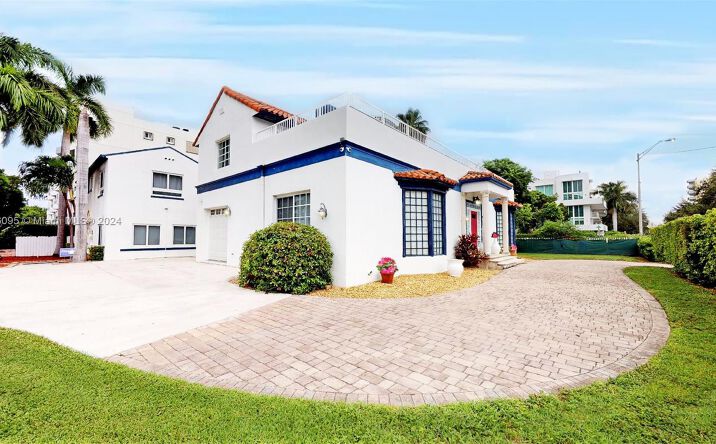 Pictures of Hospitality property located at 1400 West Ave, Miami Beach, FL 33139 for sales - image #1