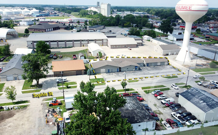 Pictures of Industrial property located at 203, 205, 221, & 223 W. Sophia Street, Maumee, OH 43537 for sales - image #1