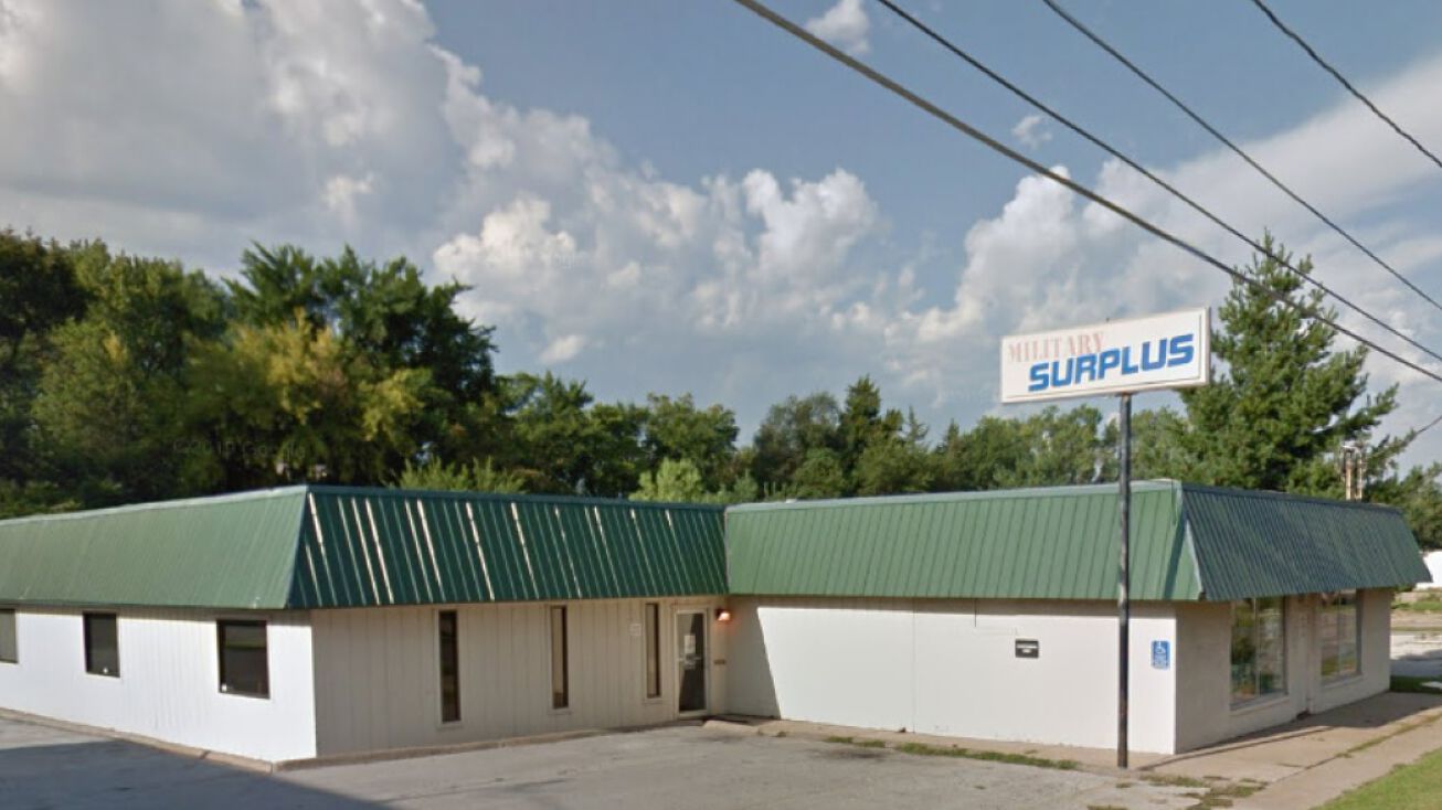 1202 Army Post Road, Des Moines, IA 50315