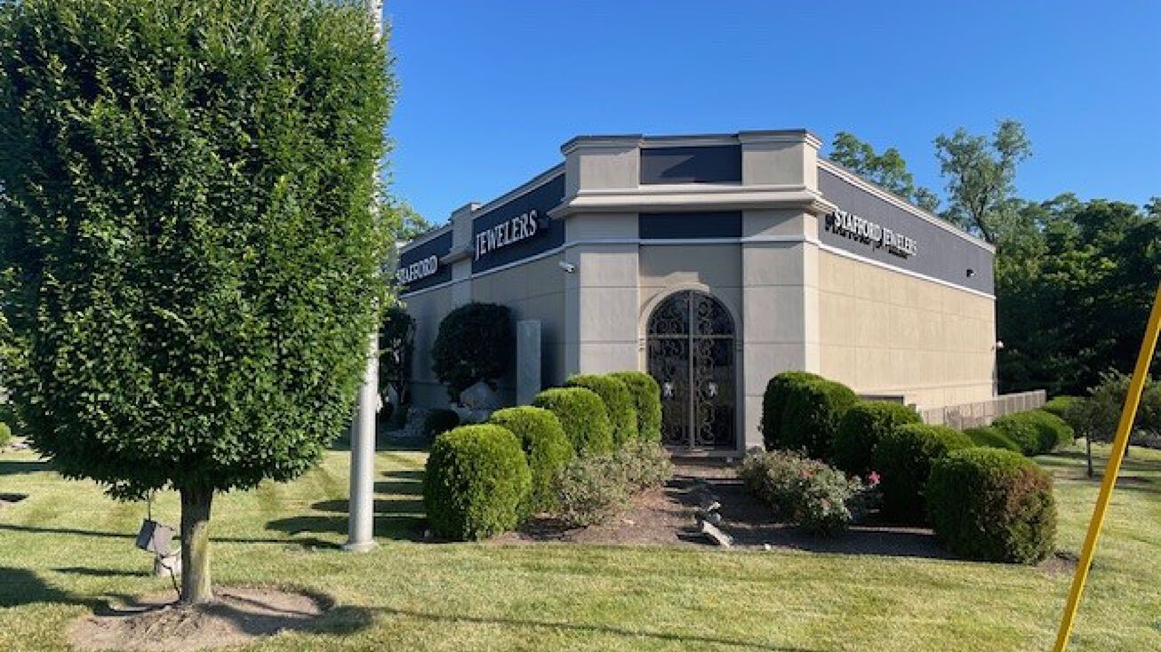 2555 Miamisburg Centerville Rd, Dayton, OH 45459