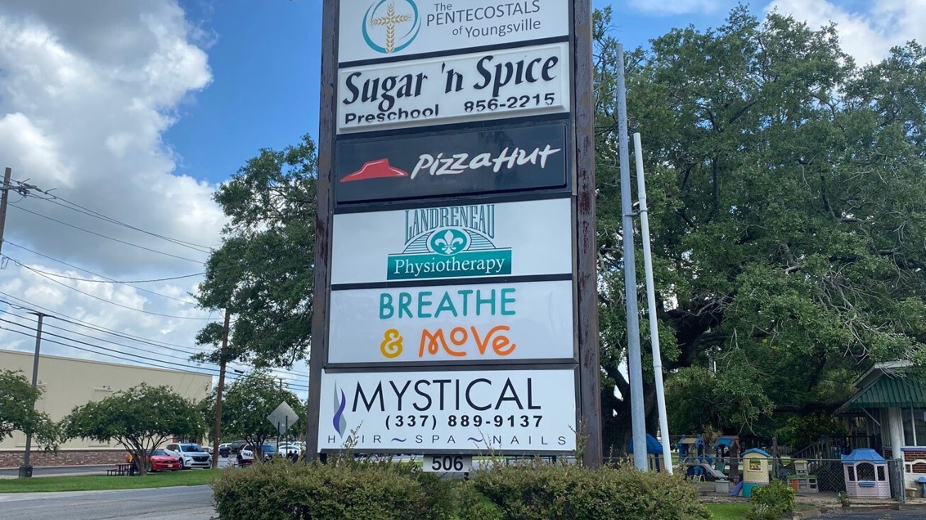 Pictures of Retail property located at 506 Lafayette St, Youngsville, LA 70592 for sales - image #1