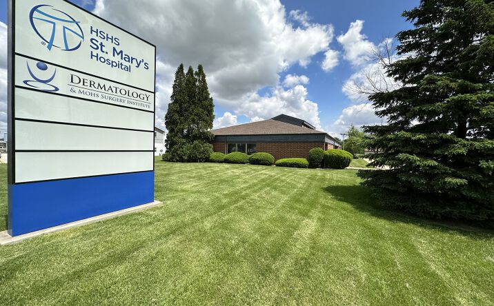 Pictures of Office property located at 1200 IL-121, Mount Zion, IL 62549 for sales - image #1
