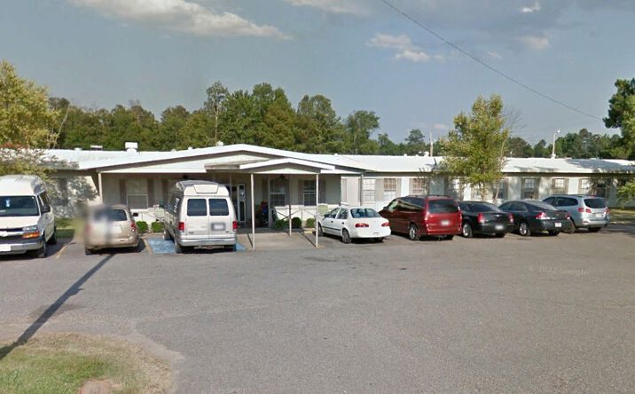 Pictures of Senior Living property located at 1901 S Laurel St, Hope, AR 71801 for sales - image #1