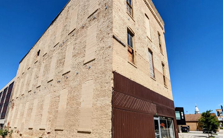 Pictures of Retail, Multifamily, Mixed Use property located at 208 South 4th Street, Lafayette, IN 47901 for sales - image #1