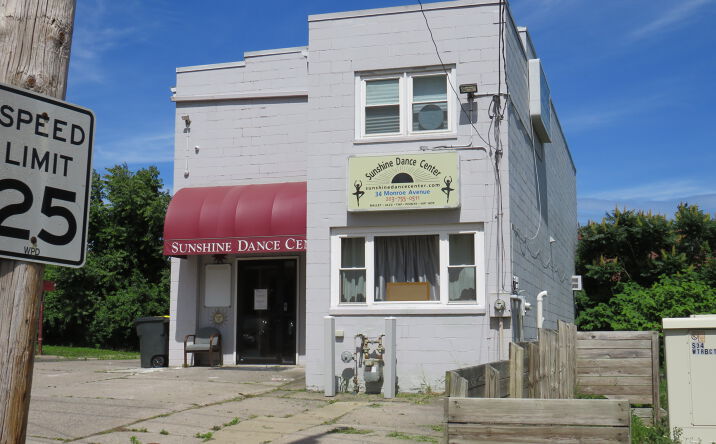 Pictures of Mixed Use property located at 34 Monroe Ave, Waterbury, CT 06705 for sales - image #1