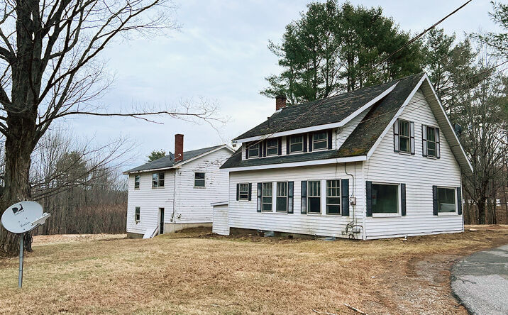 Pictures of Mixed Use, Multifamily, Retail, Self Storage property located at 705 Maine Ave, Farmingdale, ME 04344 for sales - image #1