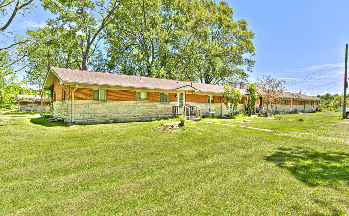 4055 E Main St, Avon, IN 46123 | Crexi.com