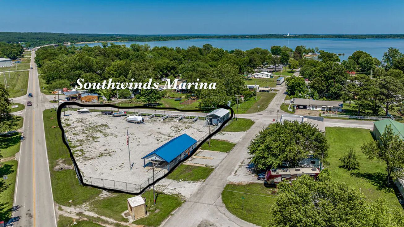 100 S Broadway St, Bernice, OK 74331