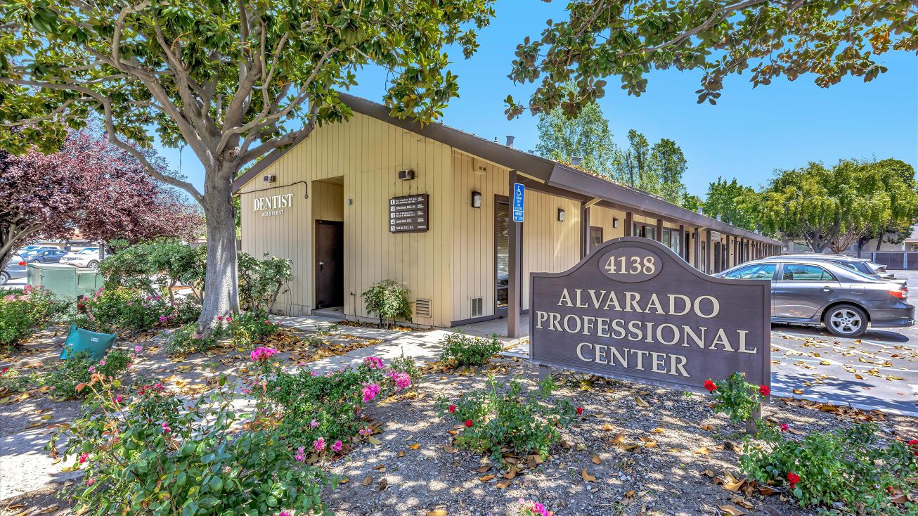 4138 Dyer St, Union City, CA 94587