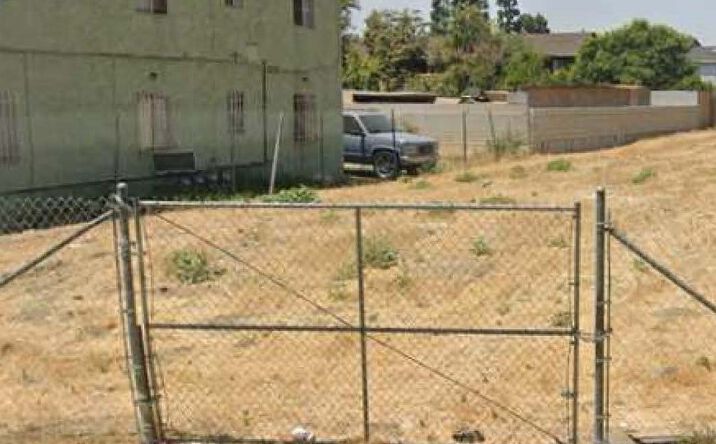 Pictures of Land property located at 12031 S Willowbrook Ave, Compton, CA 90222 for sales - image #1