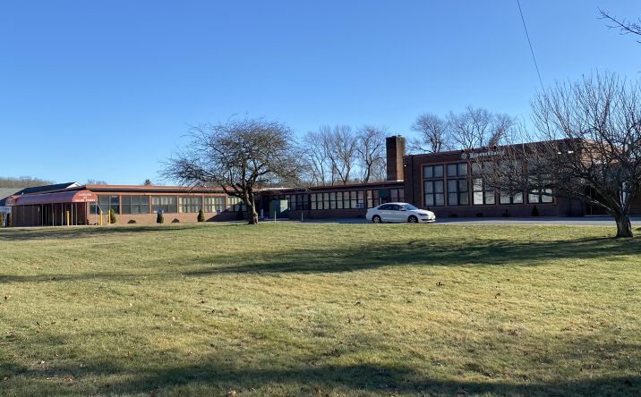 Pictures of Mixed Use, Office property located at 7 Hurlbutt Rd, Ledyard, CT 06335 for sales - image #1