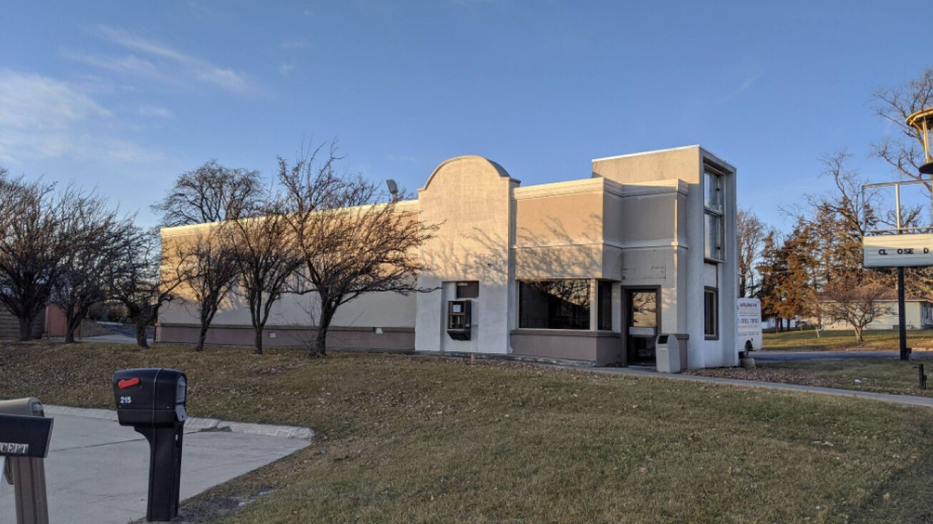 229 West Street, Grinnell, IA 50112