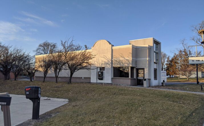 Pictures of Retail, Land property located at 229 West Street, Grinnell, IA 50112 for comps - image #1