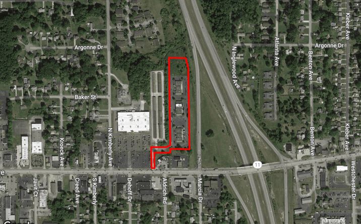 Pictures of Office, Retail property located at 5208 Mahoning Ave, Youngstown, OH 44515 for comps - image #1