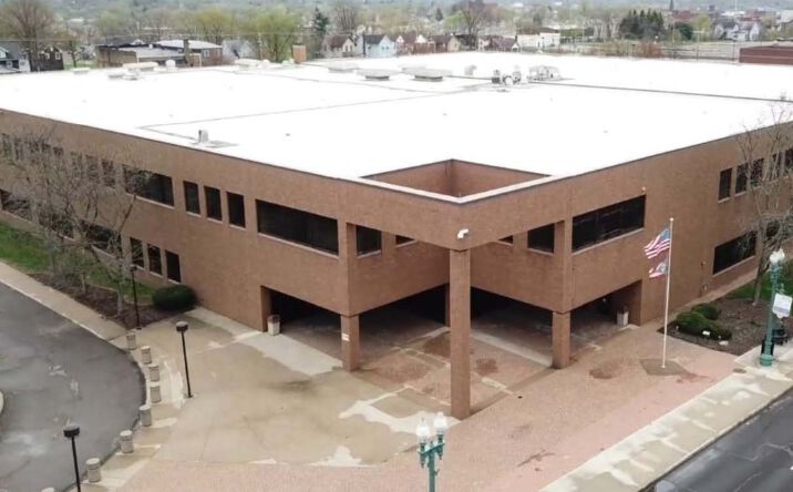 Pictures of Retail, Office property located at 1020 Market Ave N, Canton, OH 44702 for sales - image #1